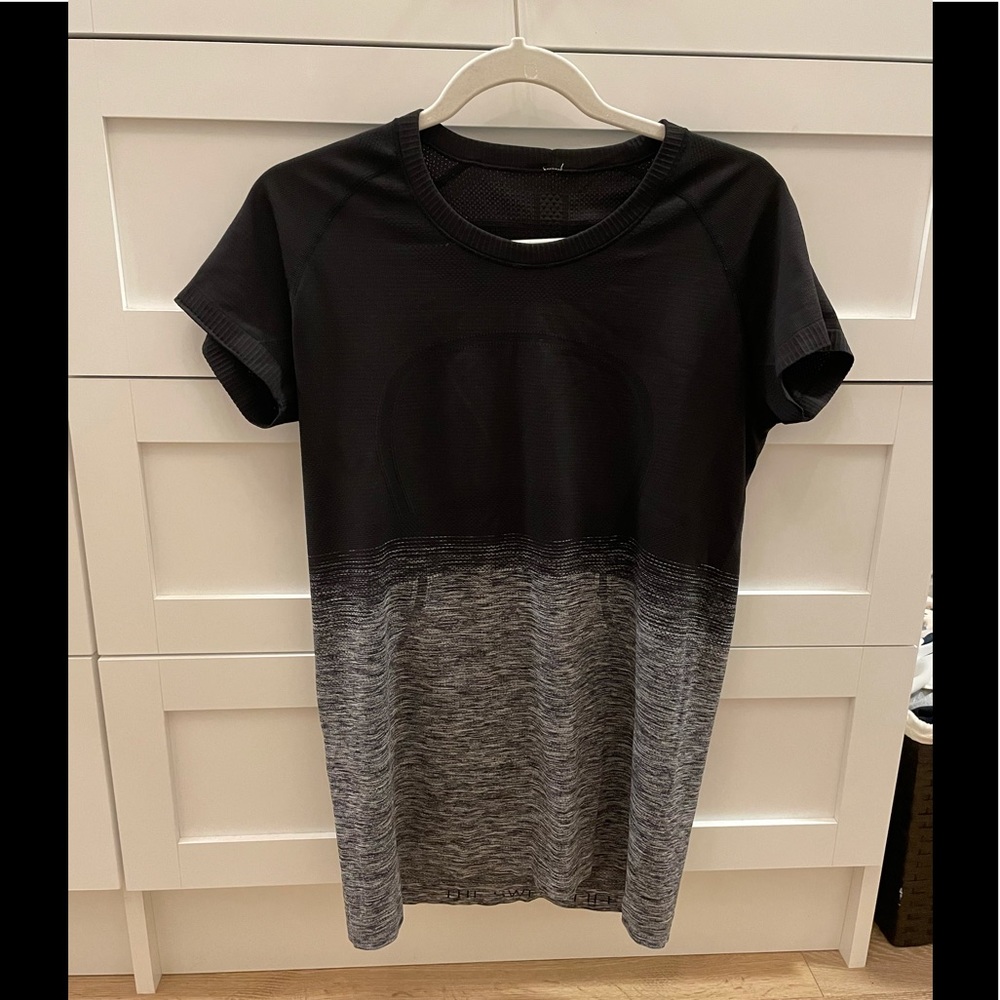 Lululemon Swiftly Tech Short Sleeve